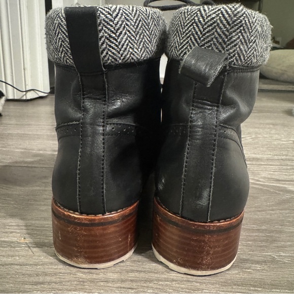 MATT BERNSON Black Leather Lace-Up Boots Herringbone Cuffs Lug Sole Size 10 EUC - Picture 10 of 10
